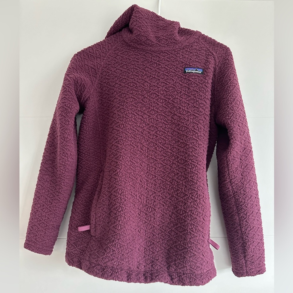 Patagonia fleece with kangaroo pocket